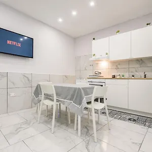 House Giovy Neapol